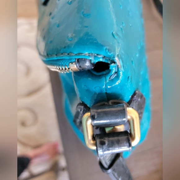 Marc By Marc Jacobs Teal Ostrich Embossed Cresant Shape Bag - Picture 9 of 10